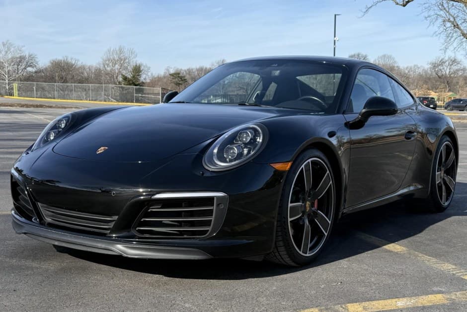 2017 Porsche 991 911 Carrera S sold for $80,126
