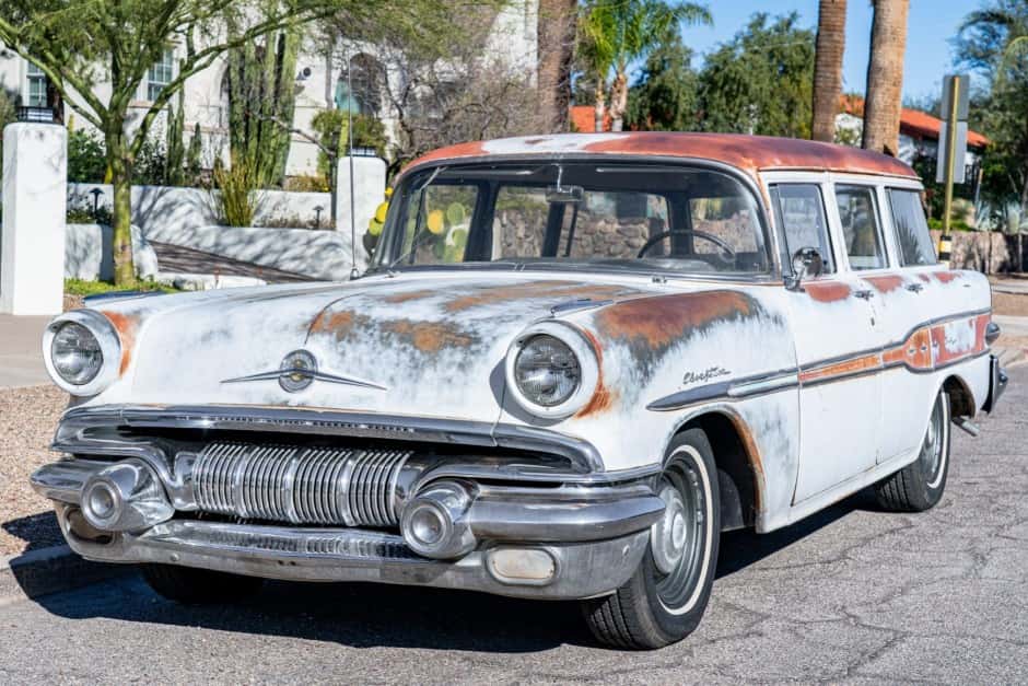 1957 Pontiac Chieftain sold for $17,000