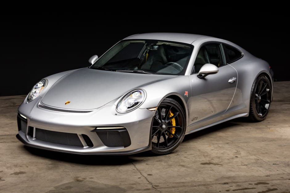 2018 Porsche 991 911 GT3 sold for $294,000