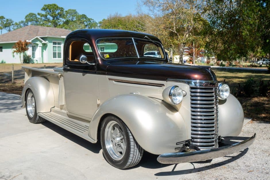 1940 Chevrolet Pickup (1933-1940) sold for $30,025