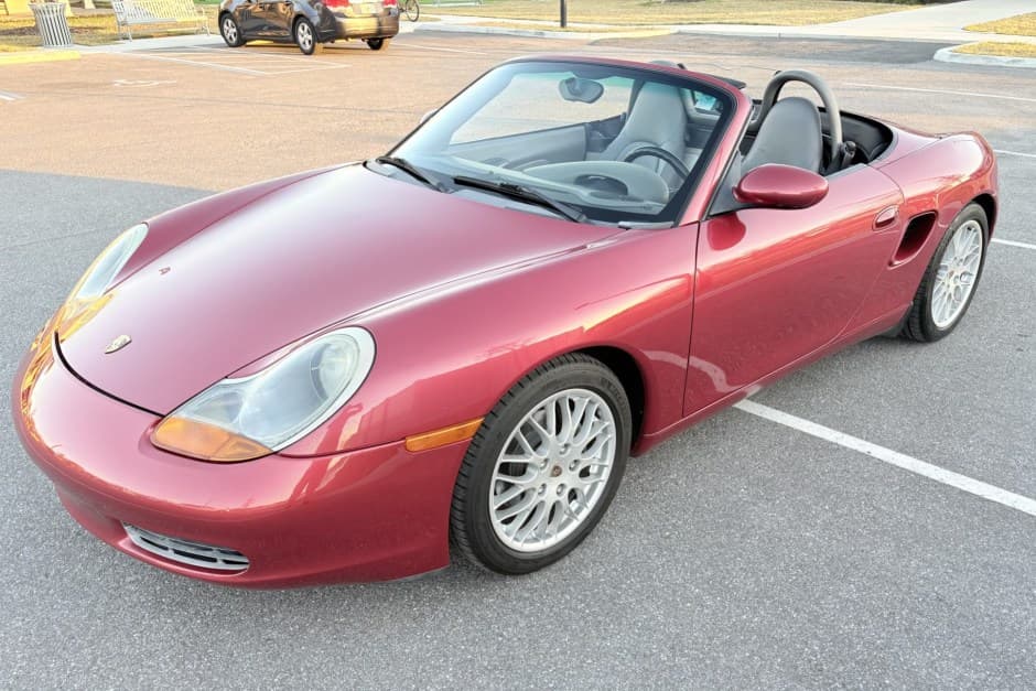 2001 Porsche 986 Boxster sold for $11,500