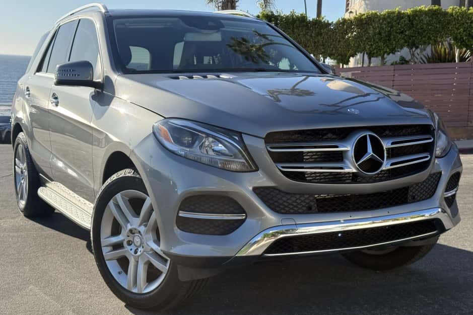 2016 Mercedes-Benz M-Class & GLE-Class sold for $21,000