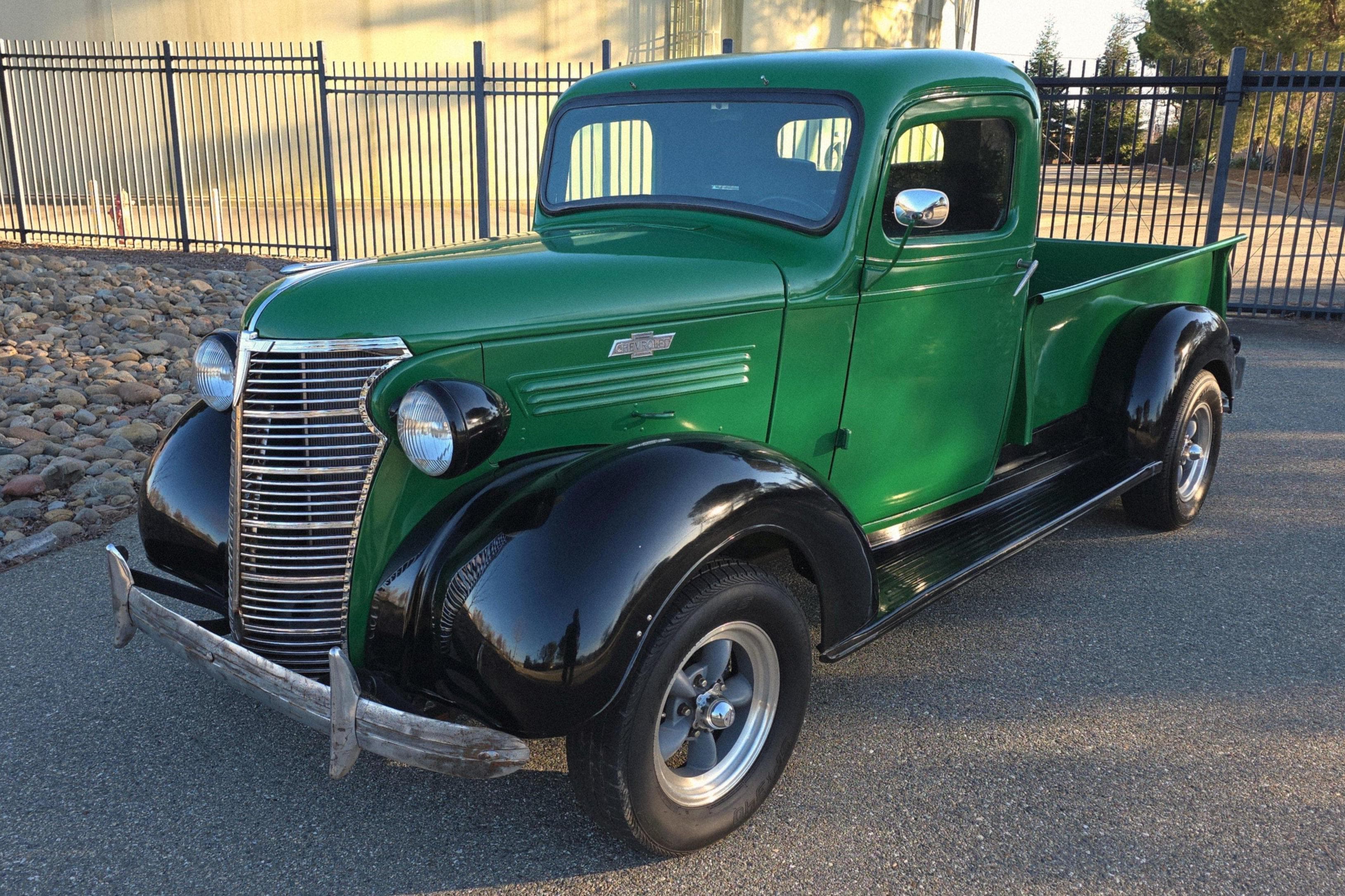 1938 Chevrolet Pickup sold for $12,100