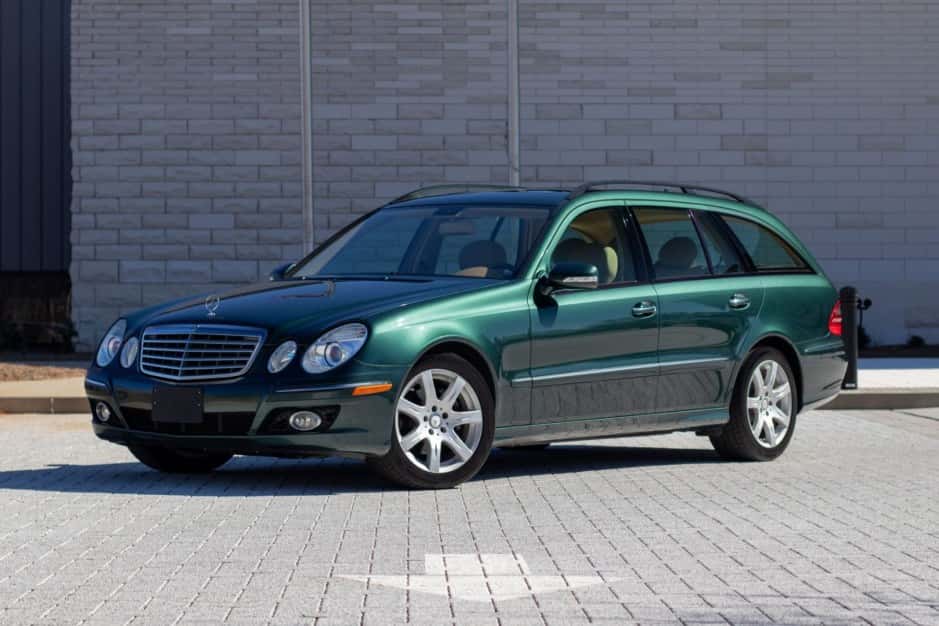 2008 Mercedes-Benz W211 E-Class sold for $14,500