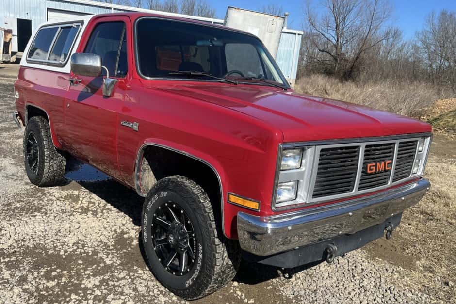 1987 GMC Jimmy (1973-1991) sold for $17,000