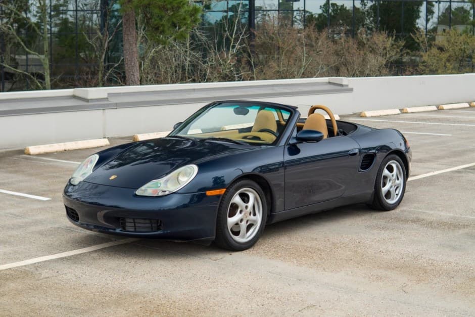 1999 Porsche 986 Boxster sold for $14,250
