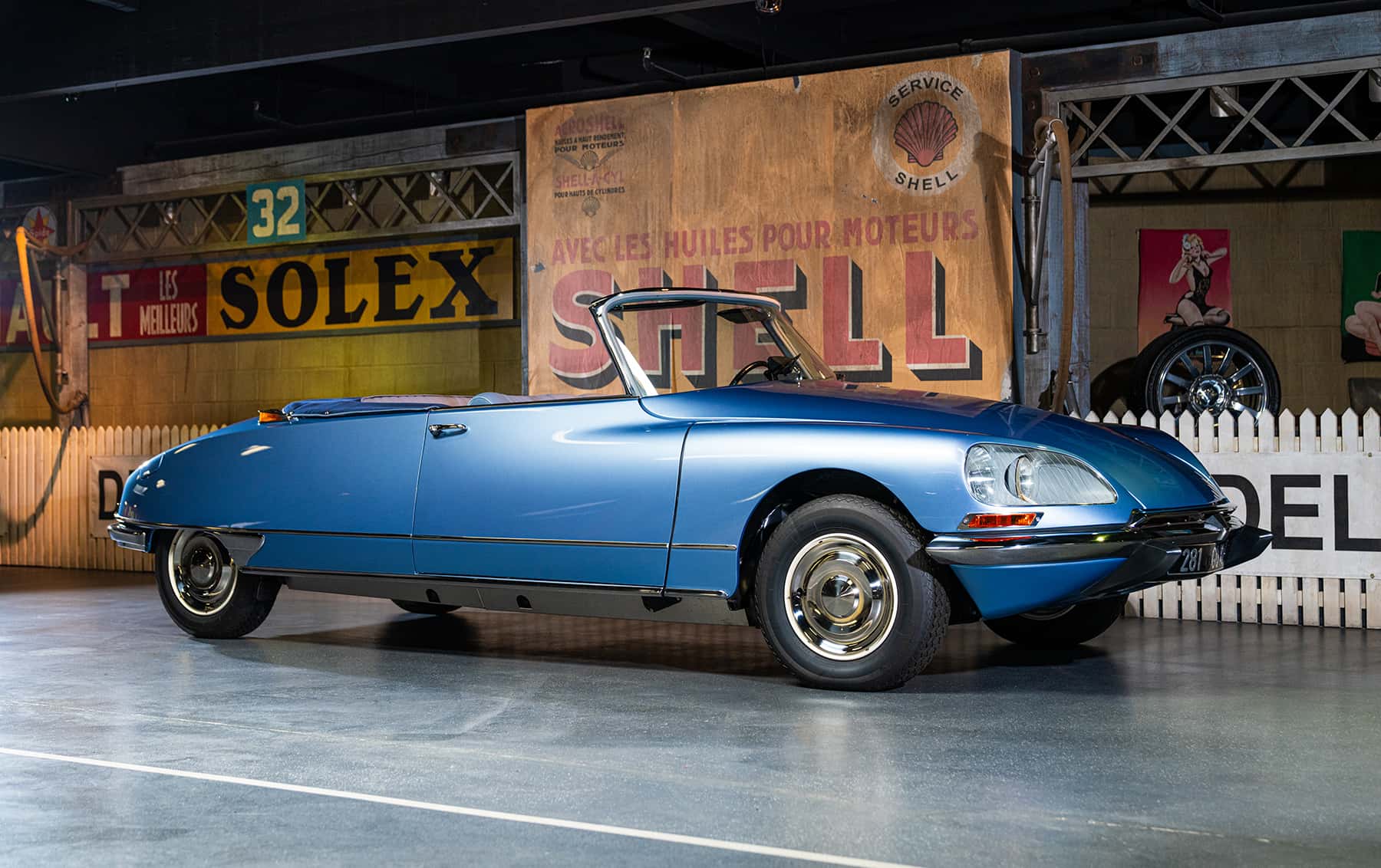 1969 Citroen DS21 Cabriolet De Série sold for $291,000