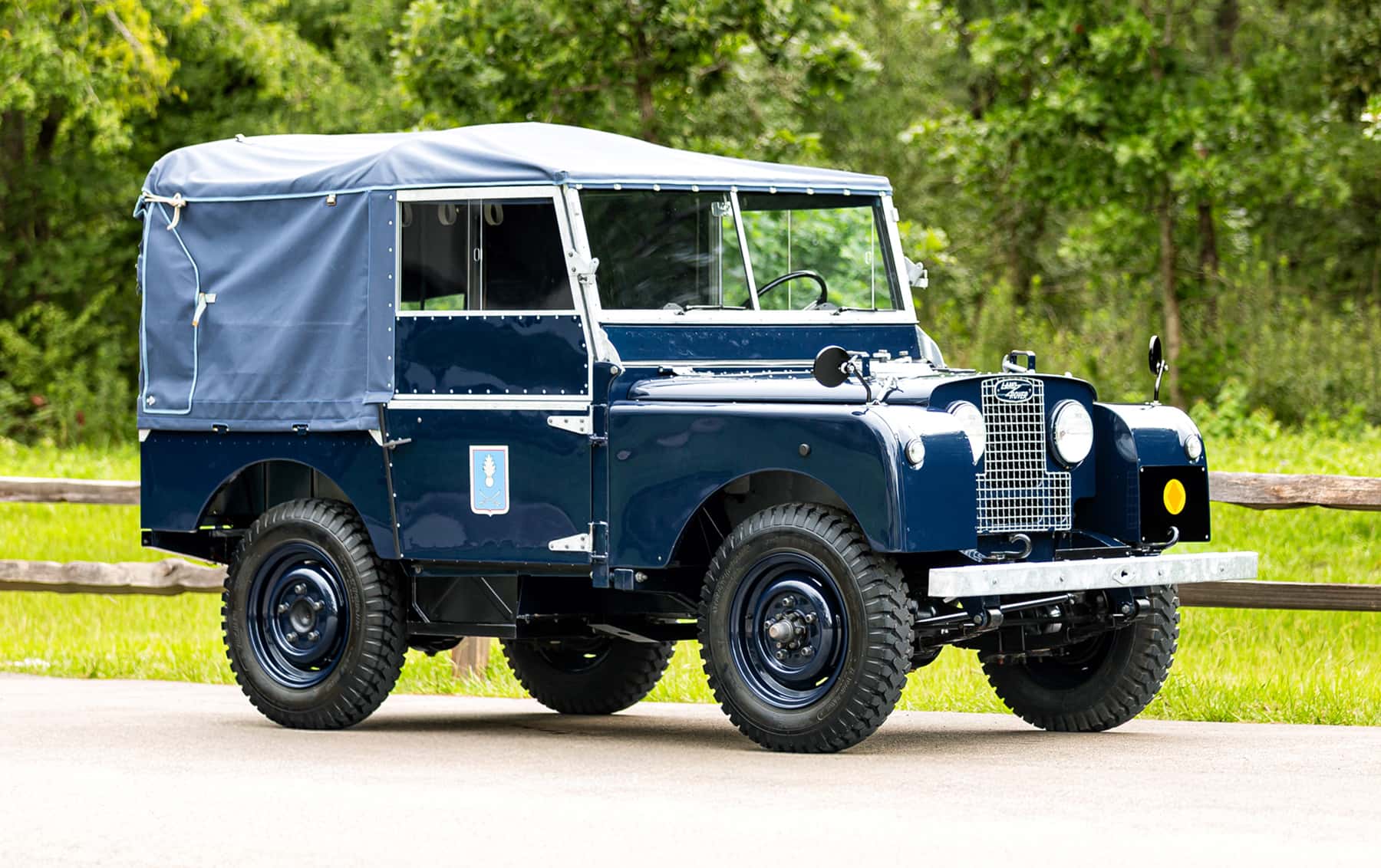 1952 Land Rover Series I 'Reborn' sold for $106,400