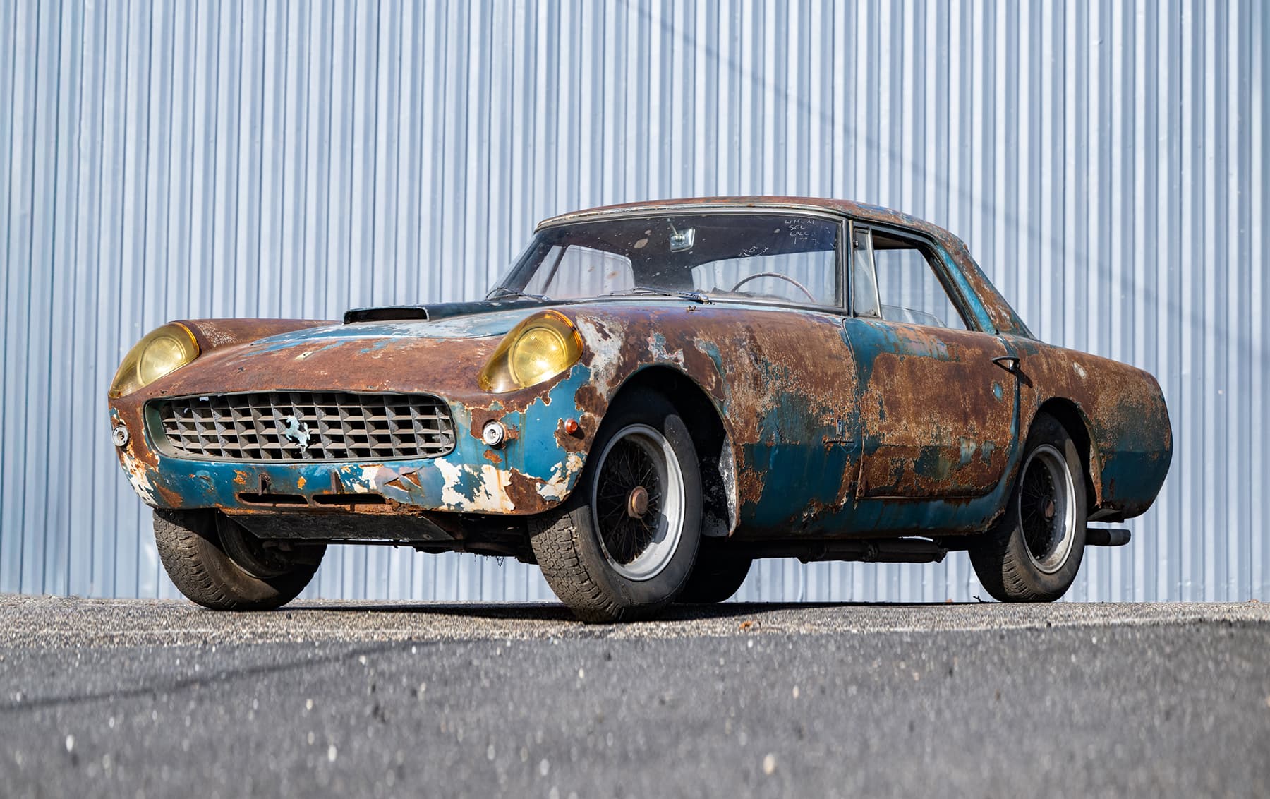1959 Ferrari 250 GT Coupe sold for $0