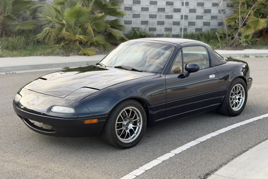 1997 Mazda NA MX-5 Miata sold for $24,000