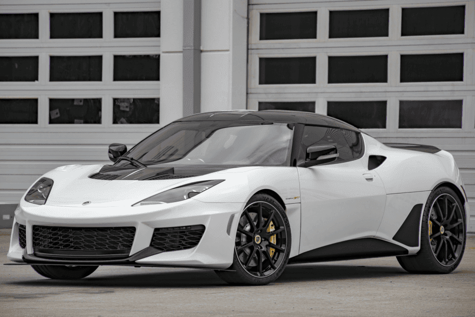 2020 Lotus Evora sold for $90,500
