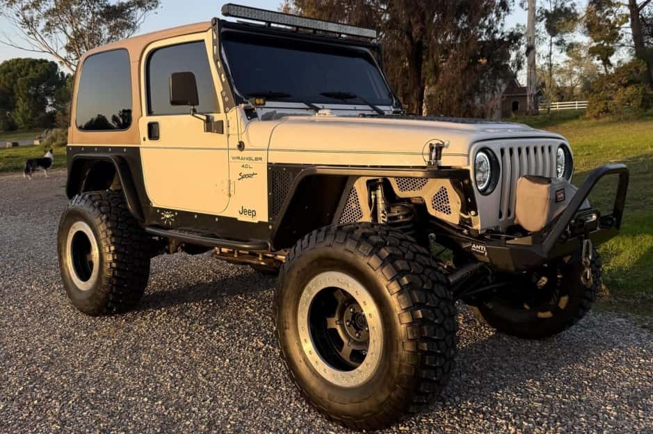 1999 Jeep Wrangler TJ (1997-2006) sold for $14,600