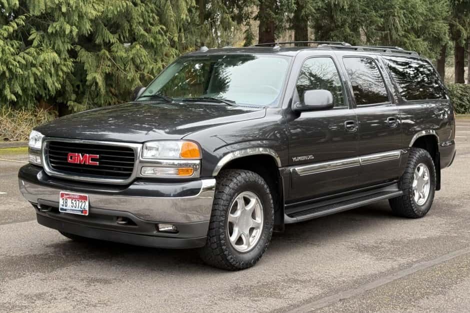 2005 GMC Yukon GMT800 sold for $24,500