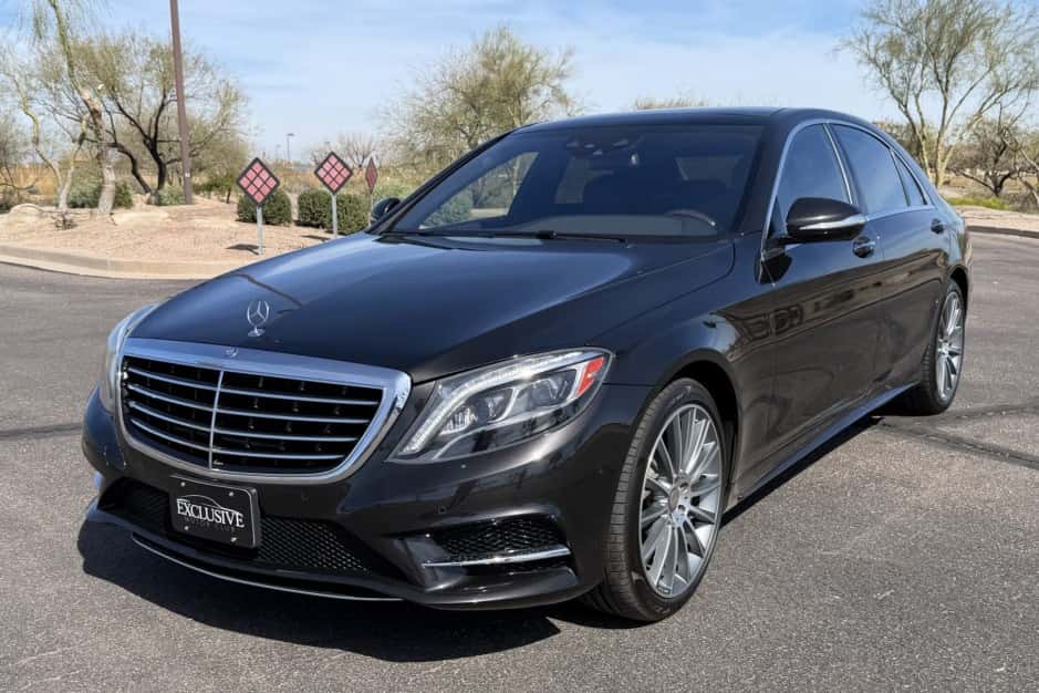 2015 Mercedes-Benz W222 S-Class sold for $21,000