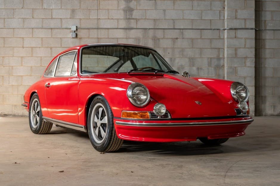 1968 Porsche SWB 911 (1965-1968) sold for $59,000