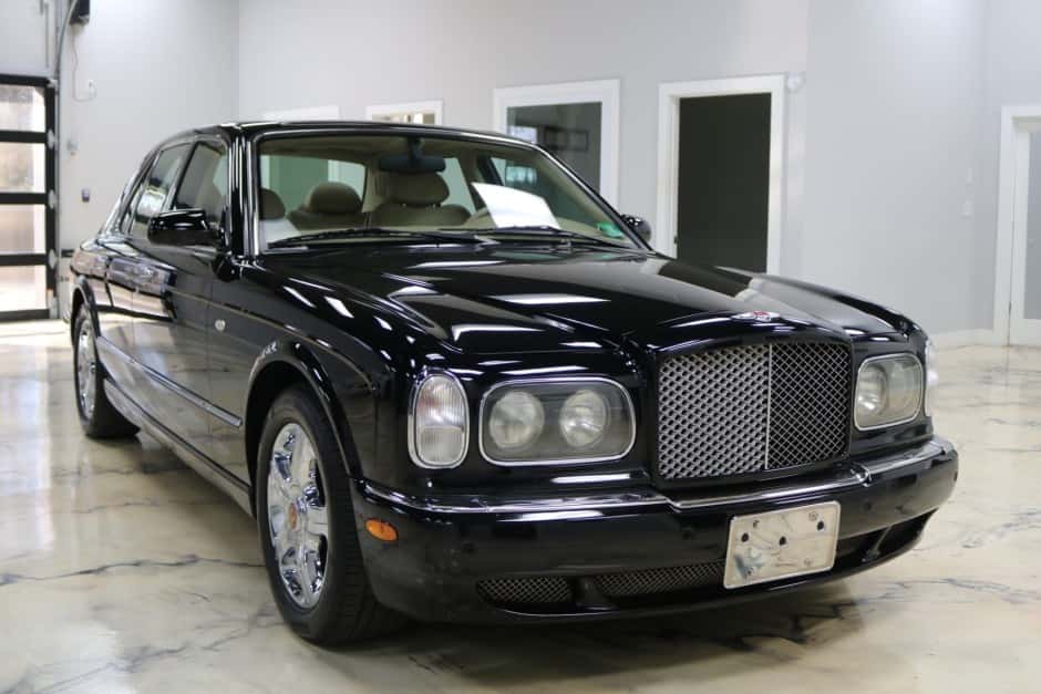 2000 Bentley Arnage sold for $18,250