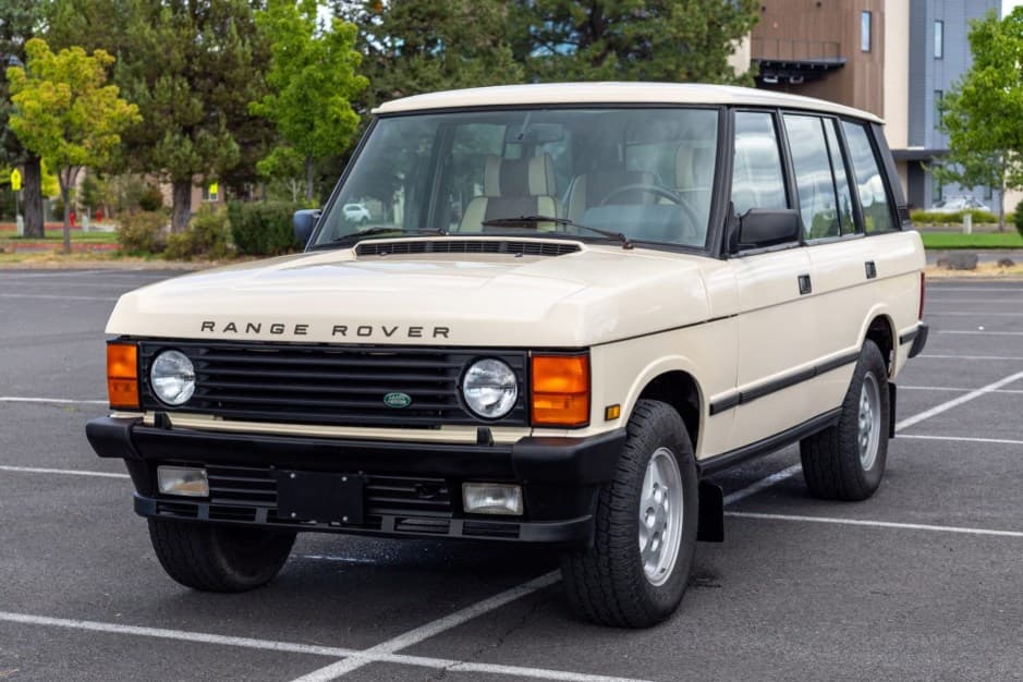 1994 Land Rover Range Rover Classic sold for $17,000