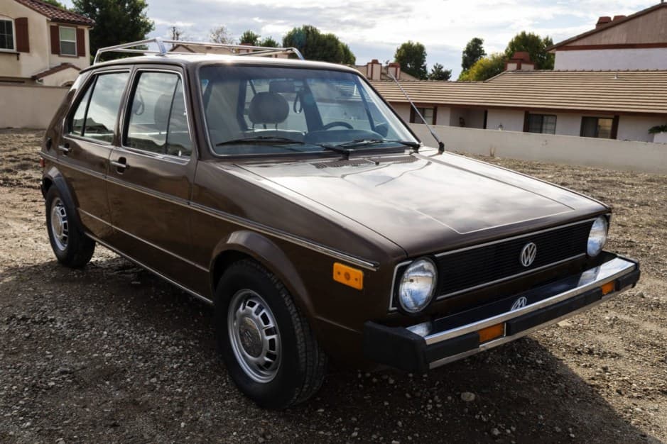 1978 Volkswagen Golf & Rabbit sold for $8,500