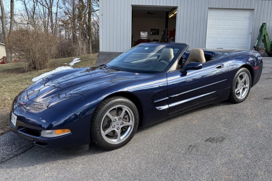 2001 Chevrolet Corvette C5 Convertible sold for $20,250