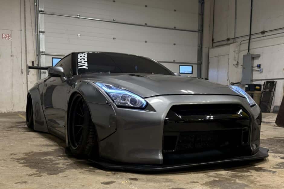 2012 Nissan GT-R R35 sold for $60,000