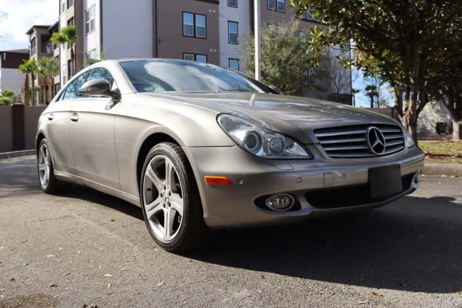 2006 Mercedes-Benz CLS-Class sold for $6,600