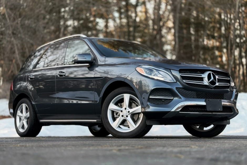 2016 Mercedes-Benz M-Class & GLE-Class sold for $25,000