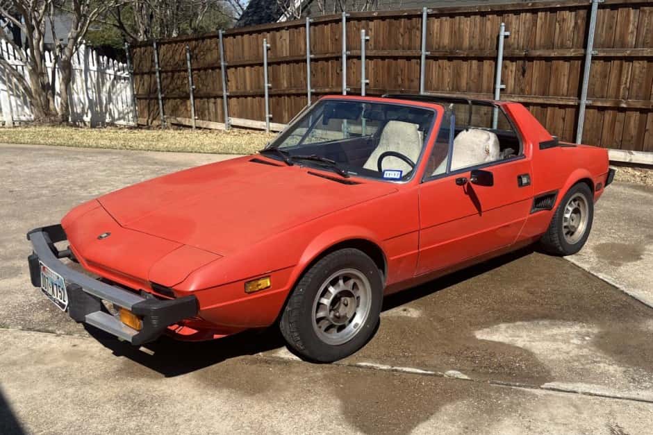 1976 Fiat X1/9 sold for $2,900