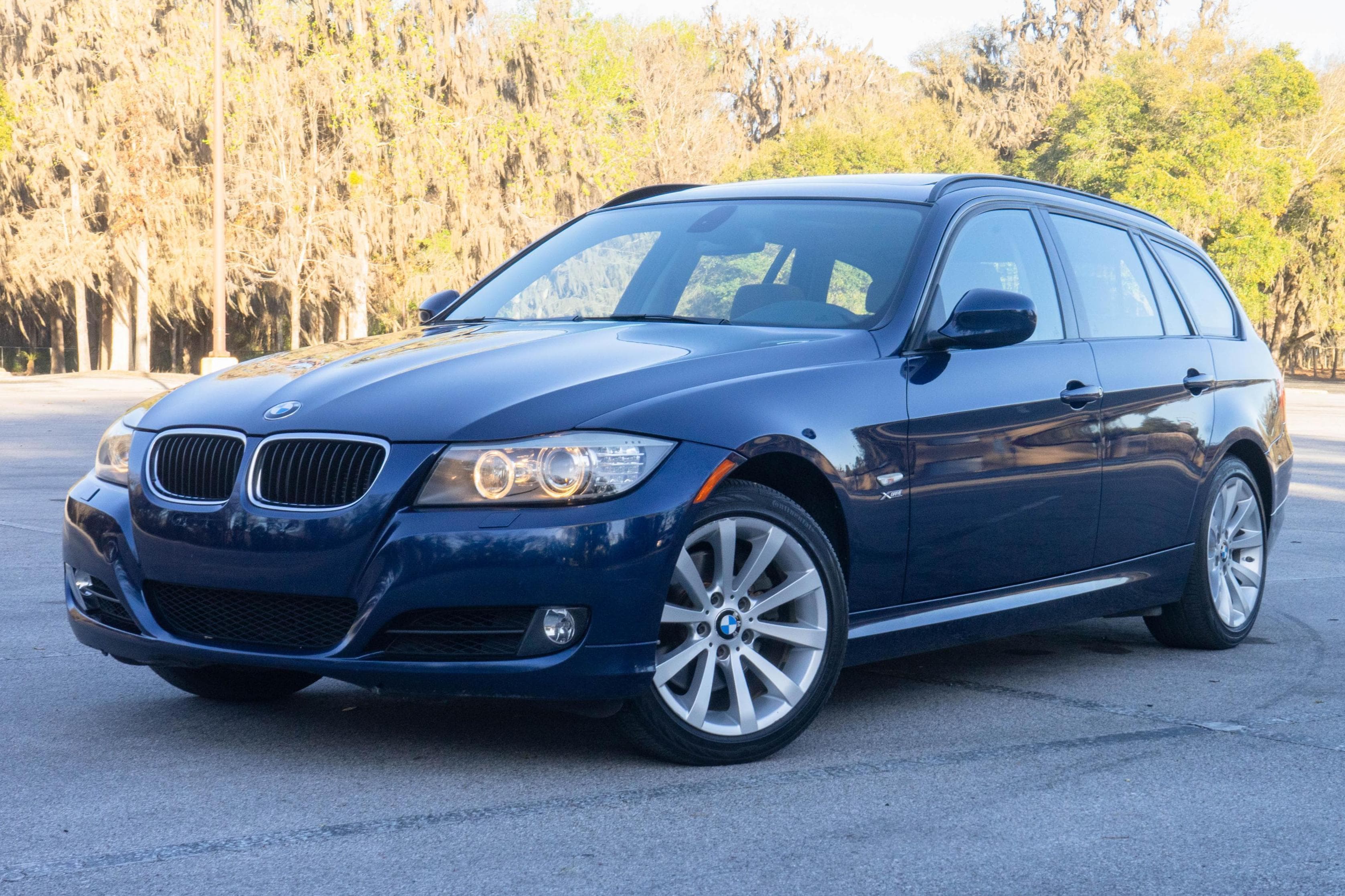 2012 BMW 3 Series sold for $8,850