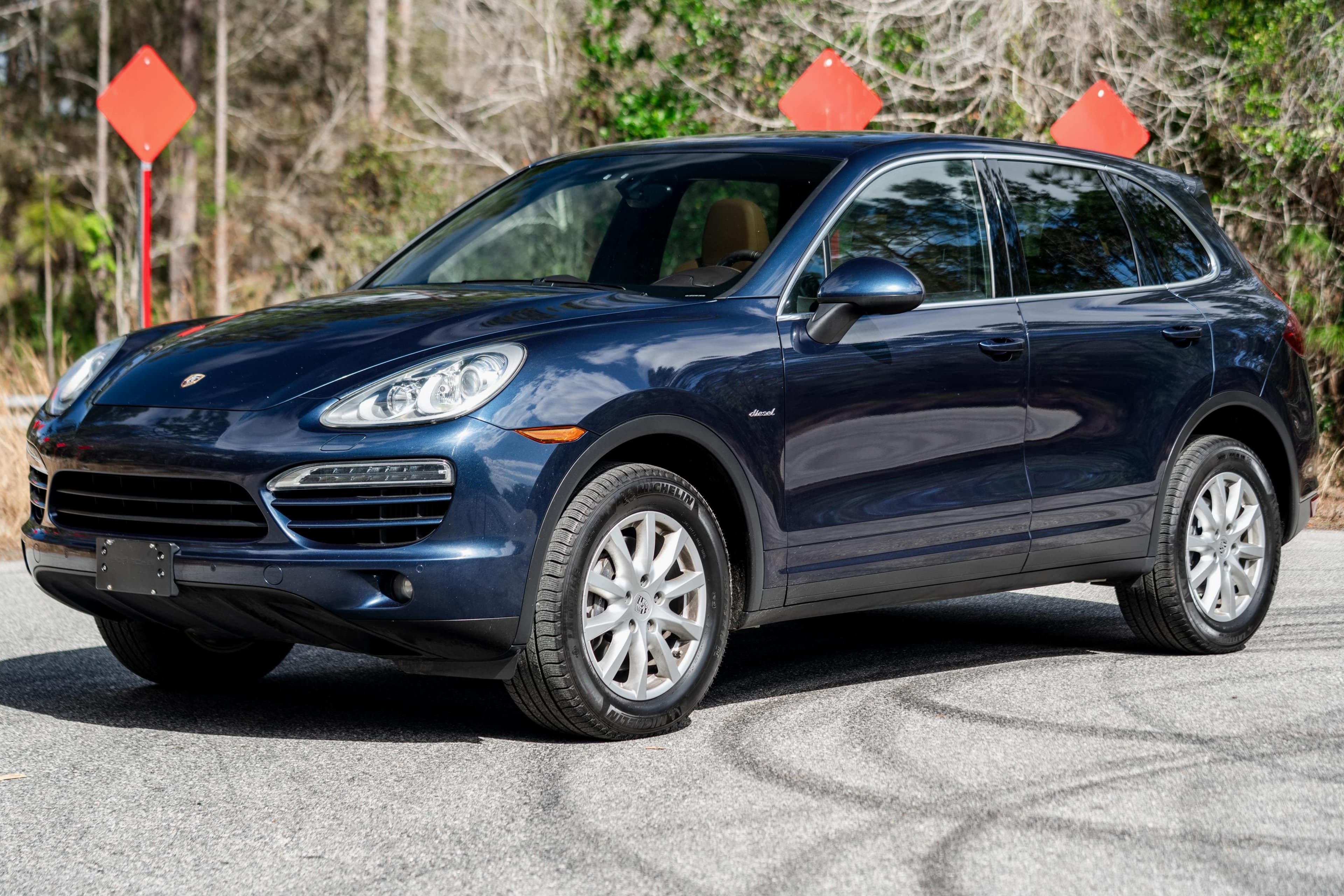 2014 Porsche Cayenne sold for $14,200