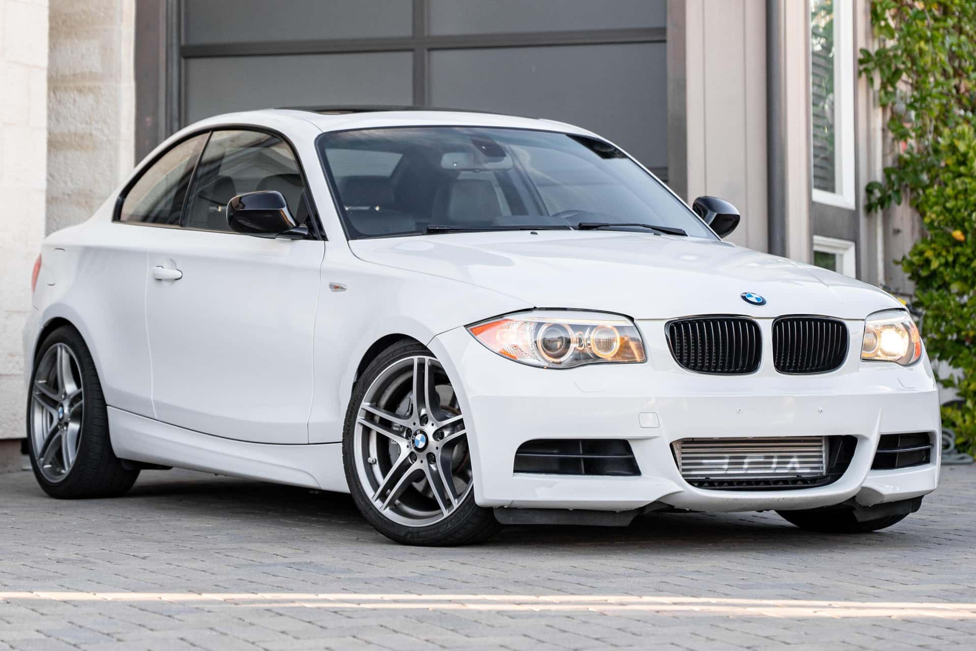 2013 BMW 1 Series sold for $15,500
