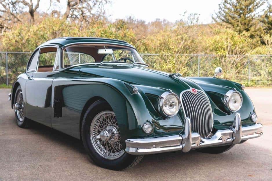 1961 Jaguar XK150 sold for $62,000