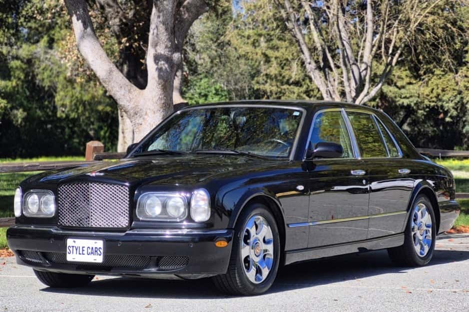 2001 Bentley Arnage sold for $22,750