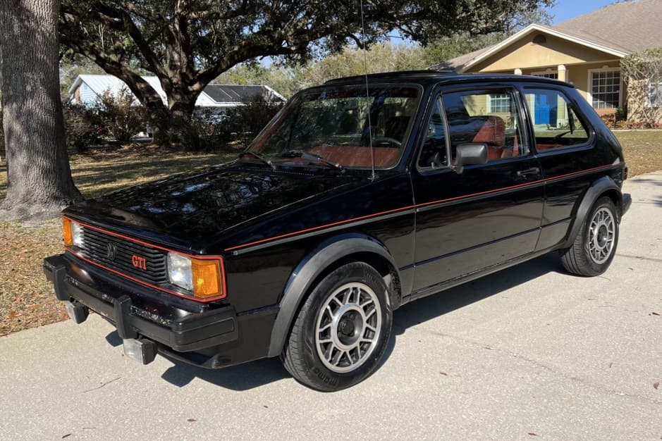 1984 Volkswagen GTI Mk1 sold for $14,309