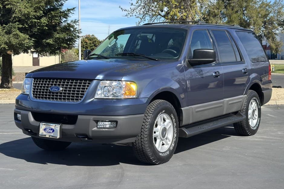 2003 Ford Expedition sold for $12,000