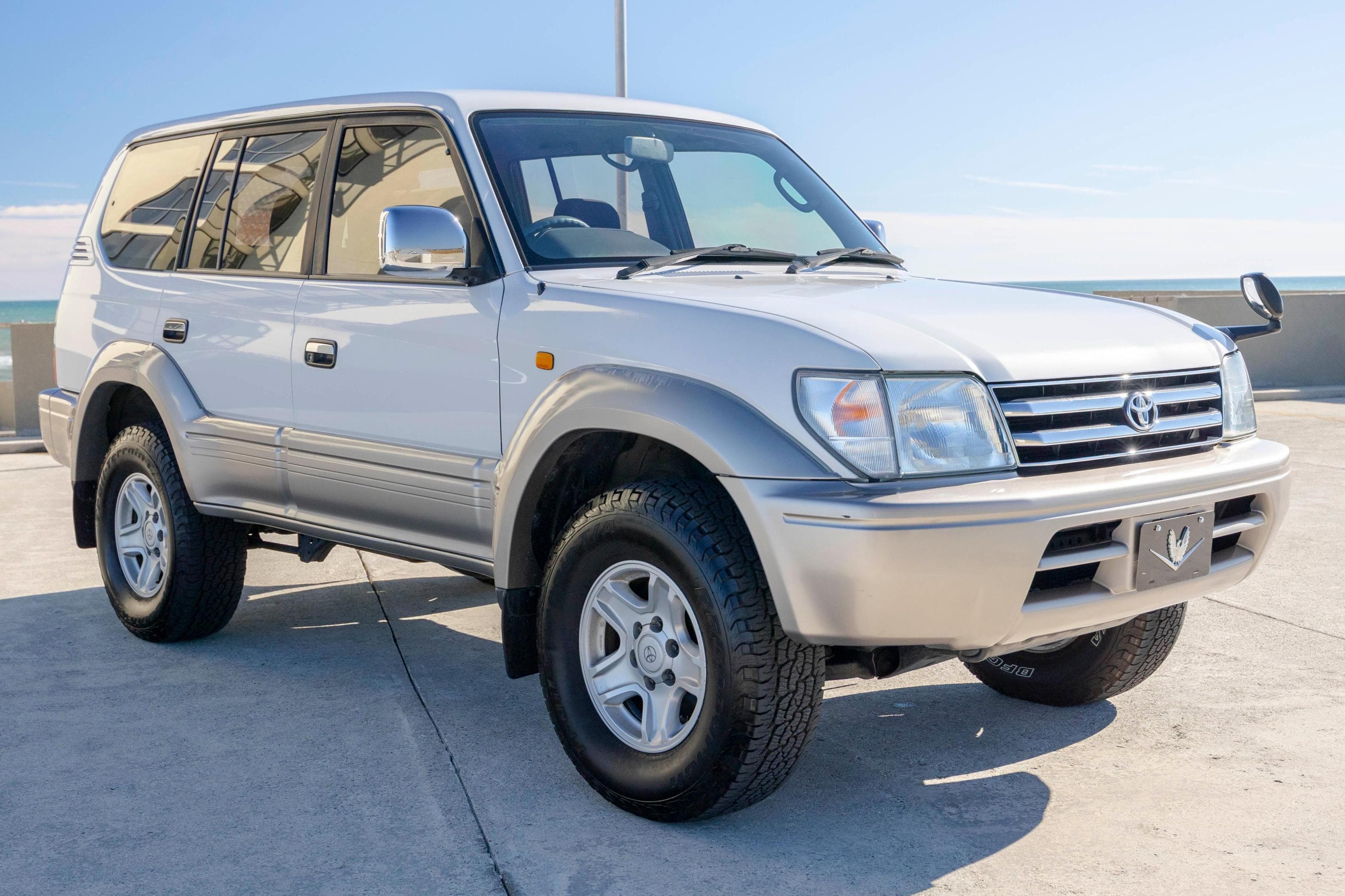 1998 Toyota Land Cruiser sold for $22,500