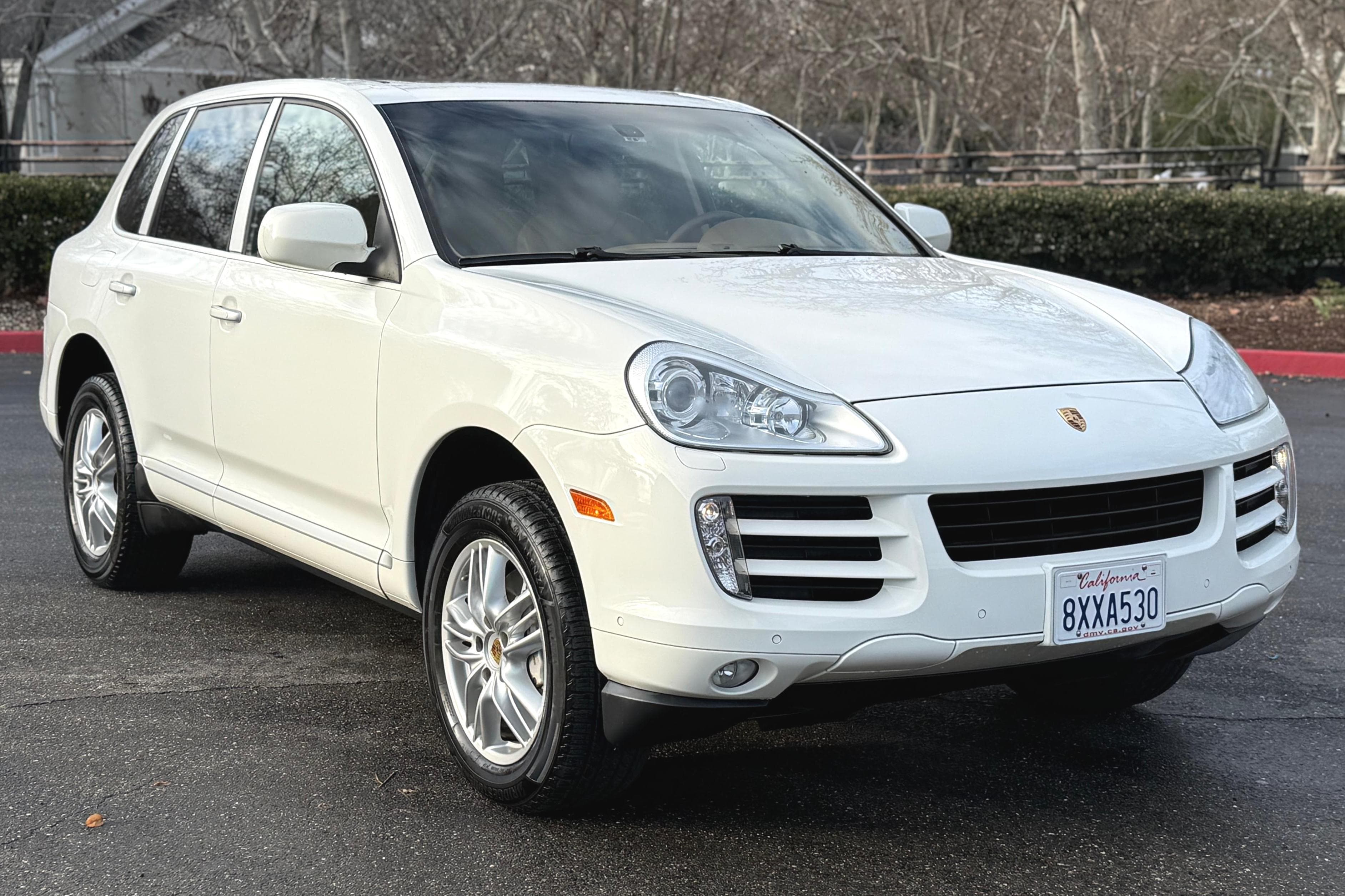 2009 Porsche Cayenne sold for $11,500