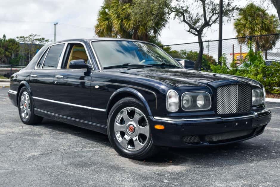 2000 Bentley Arnage sold for $17,250