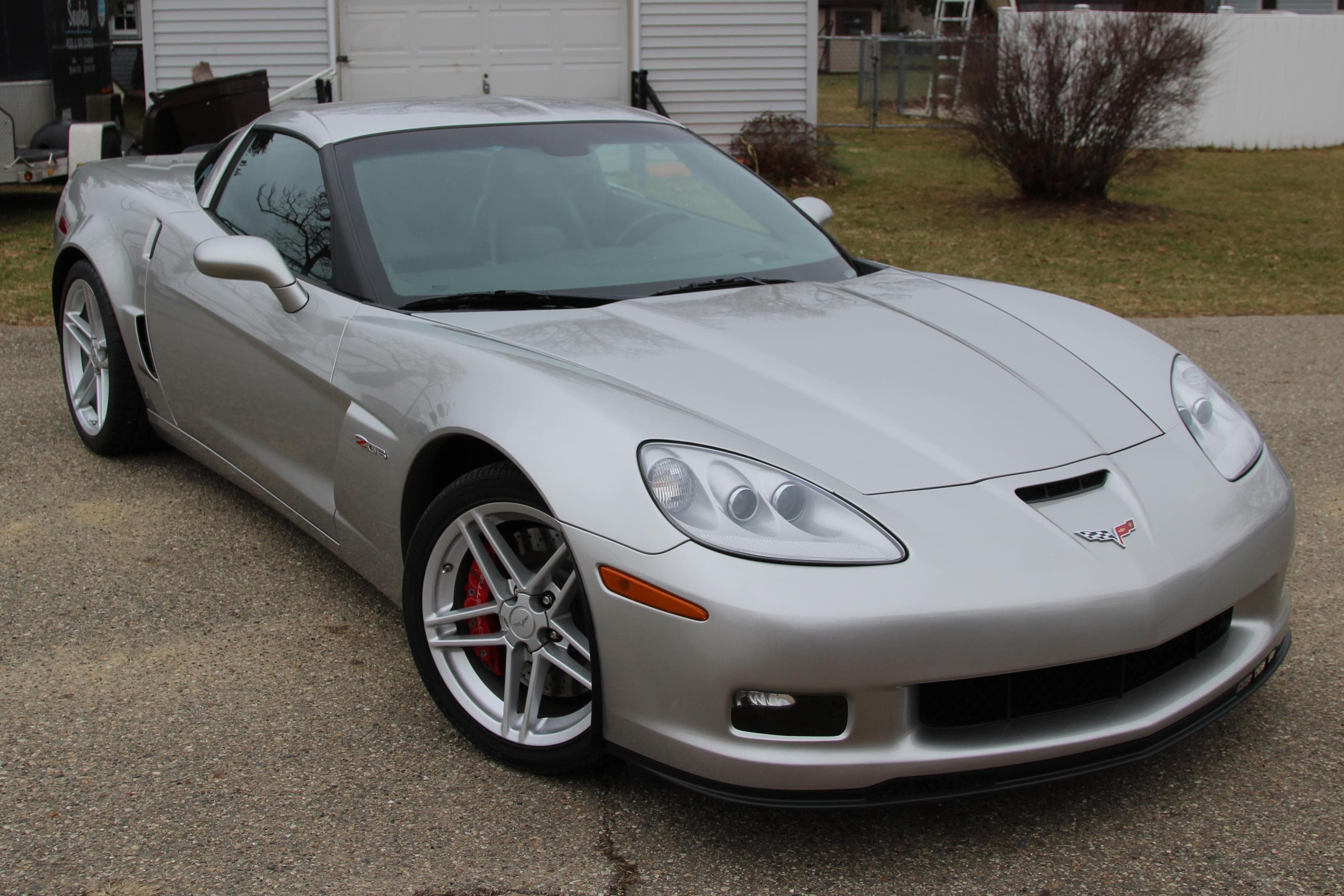 2006 Chevrolet C6 Corvette sold for $45,000