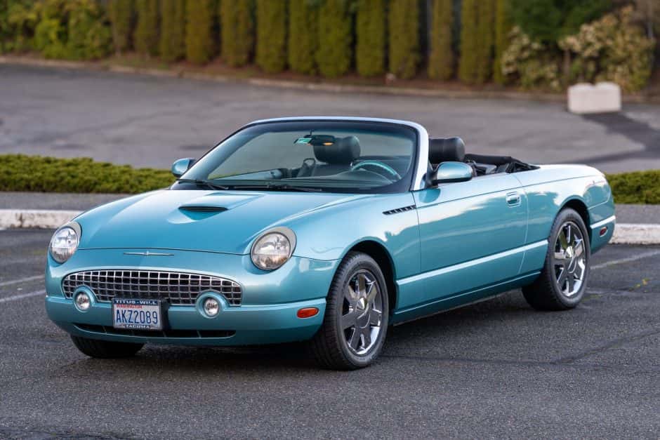 2002 Ford Thunderbird (2002-2005) sold for $13,500