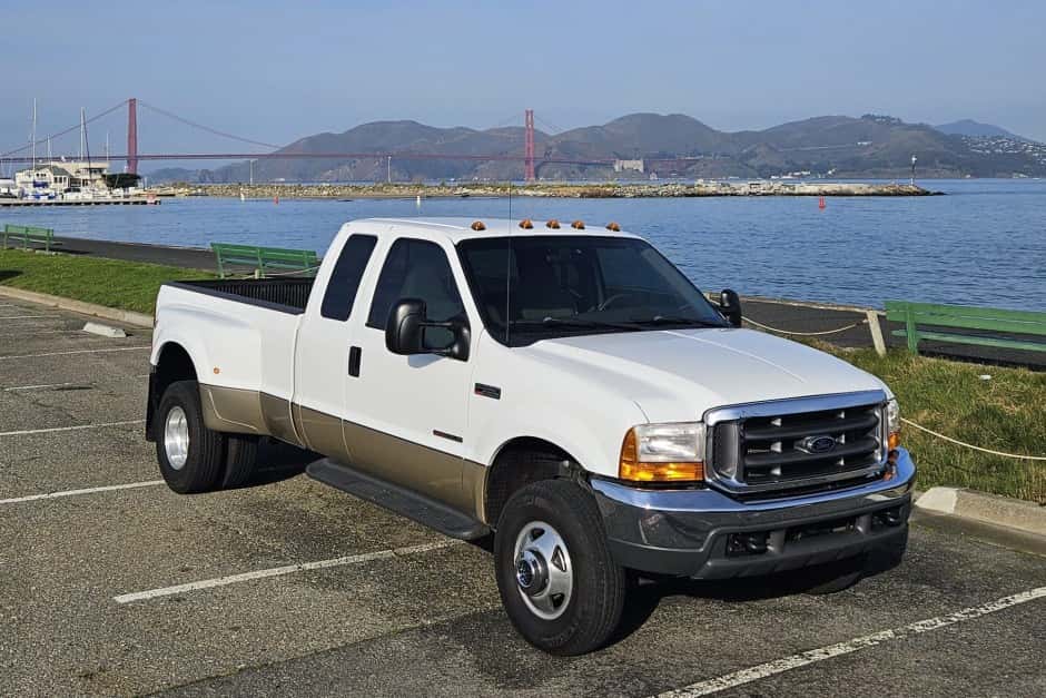 2000 Ford Super Duty 1999-2007 sold for $31,250