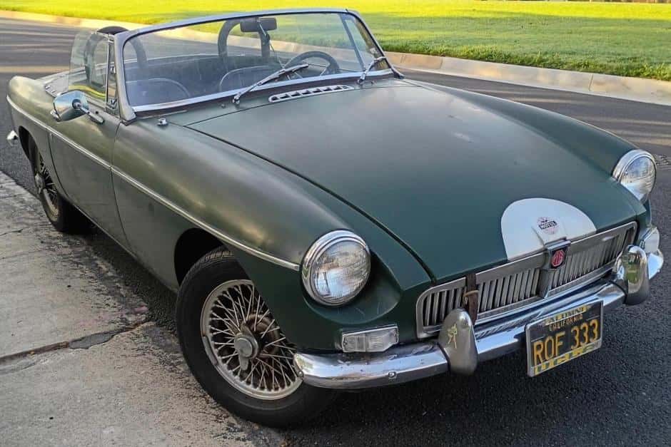 1965 MG MGB sold for $5,999