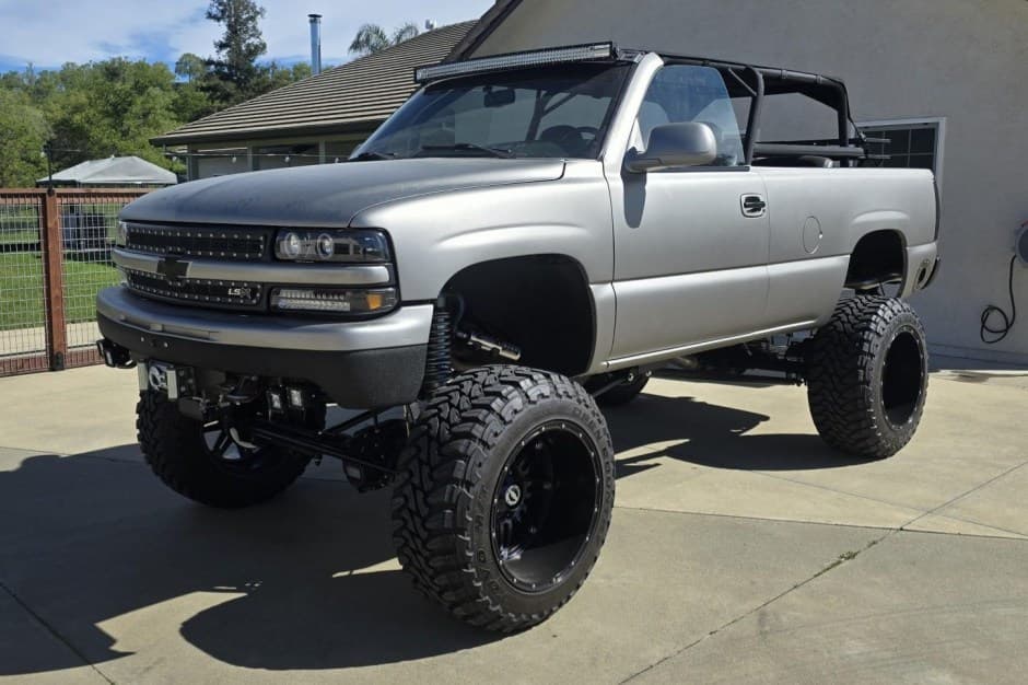 1999 Chevrolet Silverado GMT800 (1999-2007) sold for $20,250