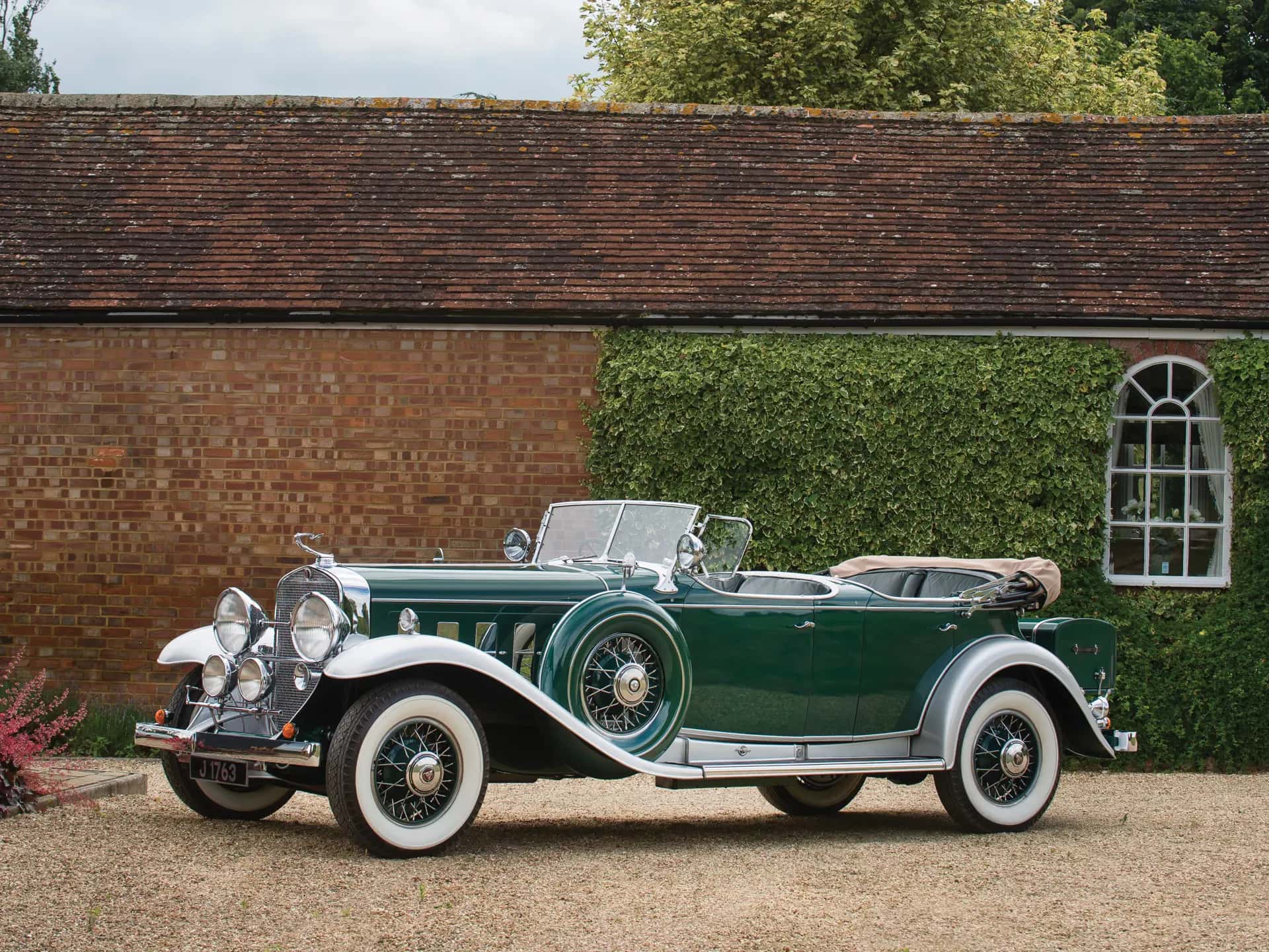 1931 Cadillac V-16 Sport Phaeton sold for £522,500