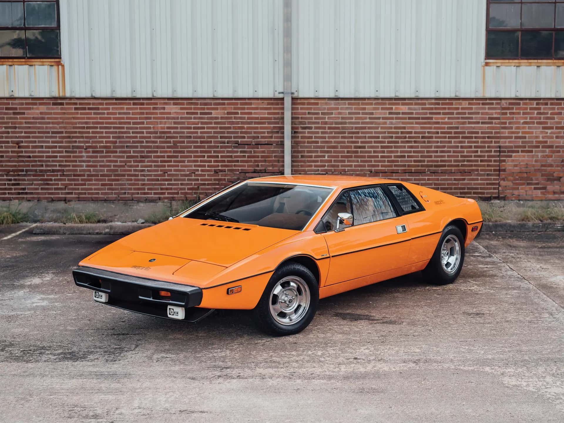 1977 Lotus Esprit Series I sold for $106,400