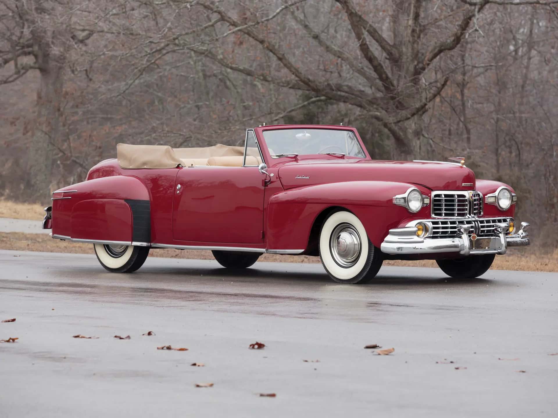 1946 Lincoln Continental Cabriolet sold for $107,250
