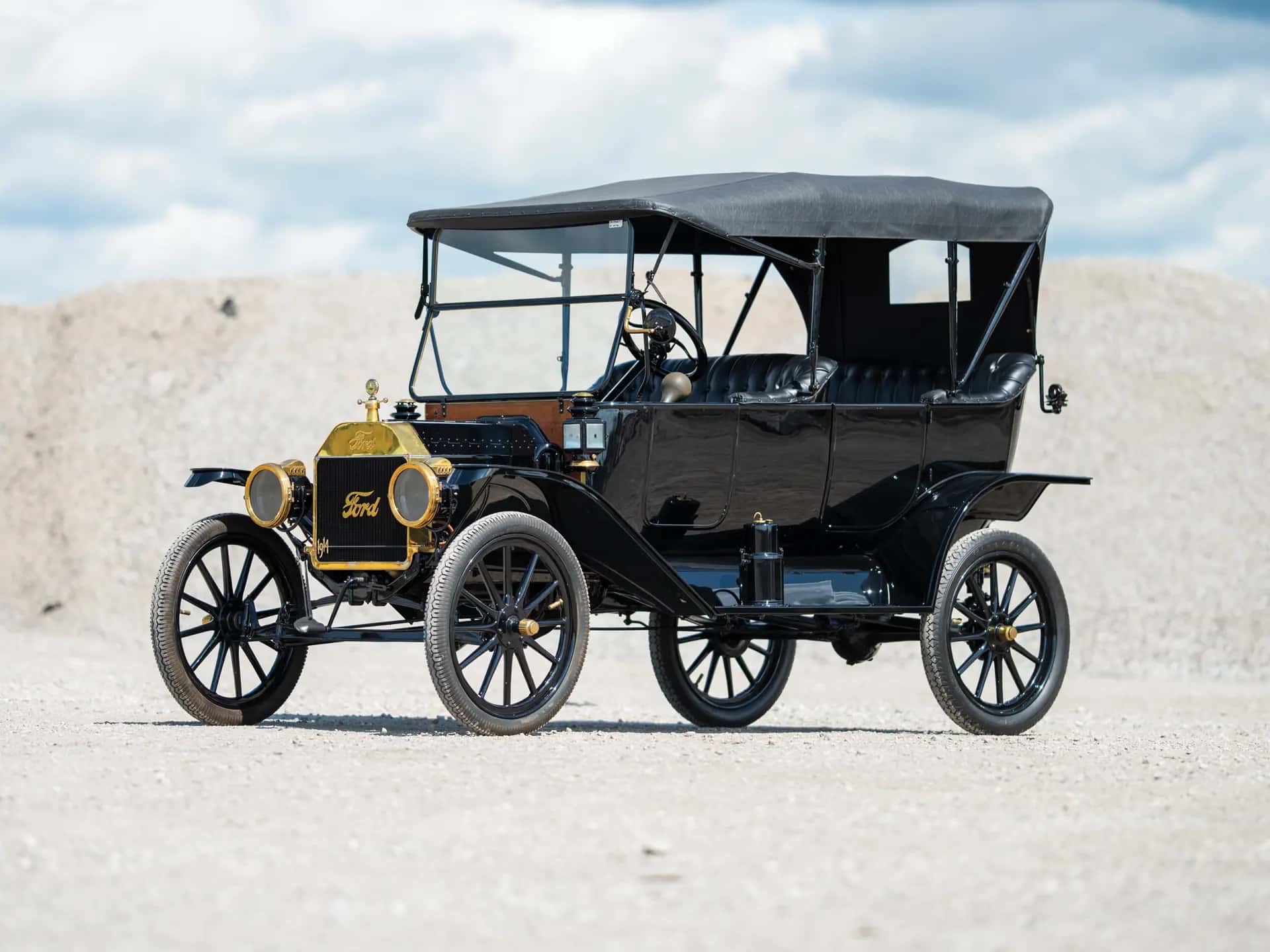 1914 Ford Model T Touring sold for $24,200