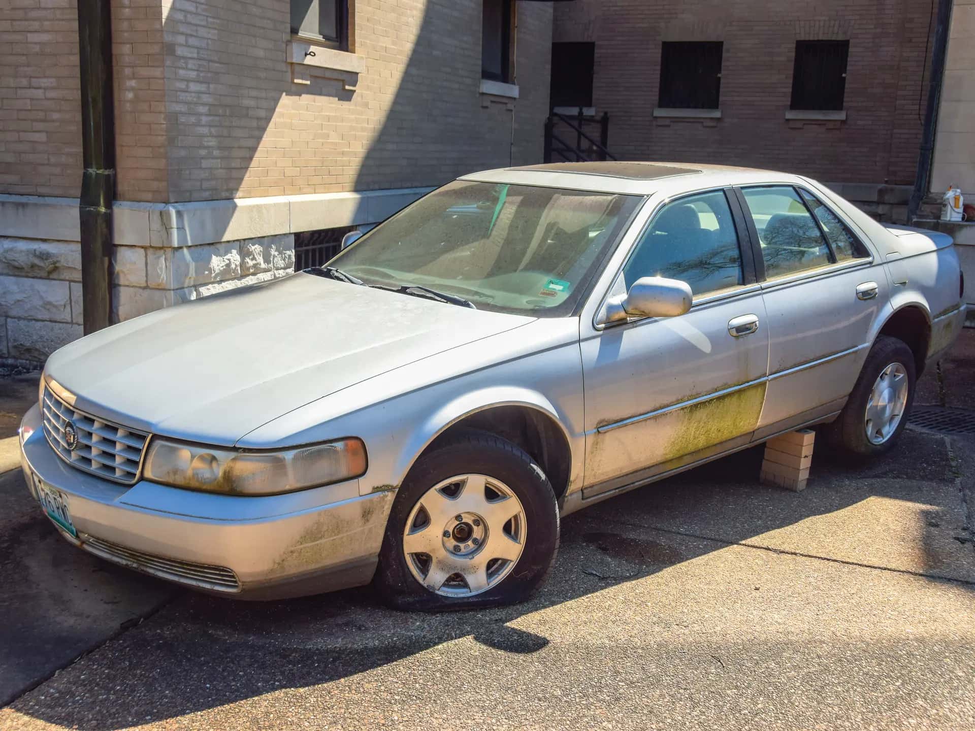 2000 Cadillac Seville SLS sold for $112