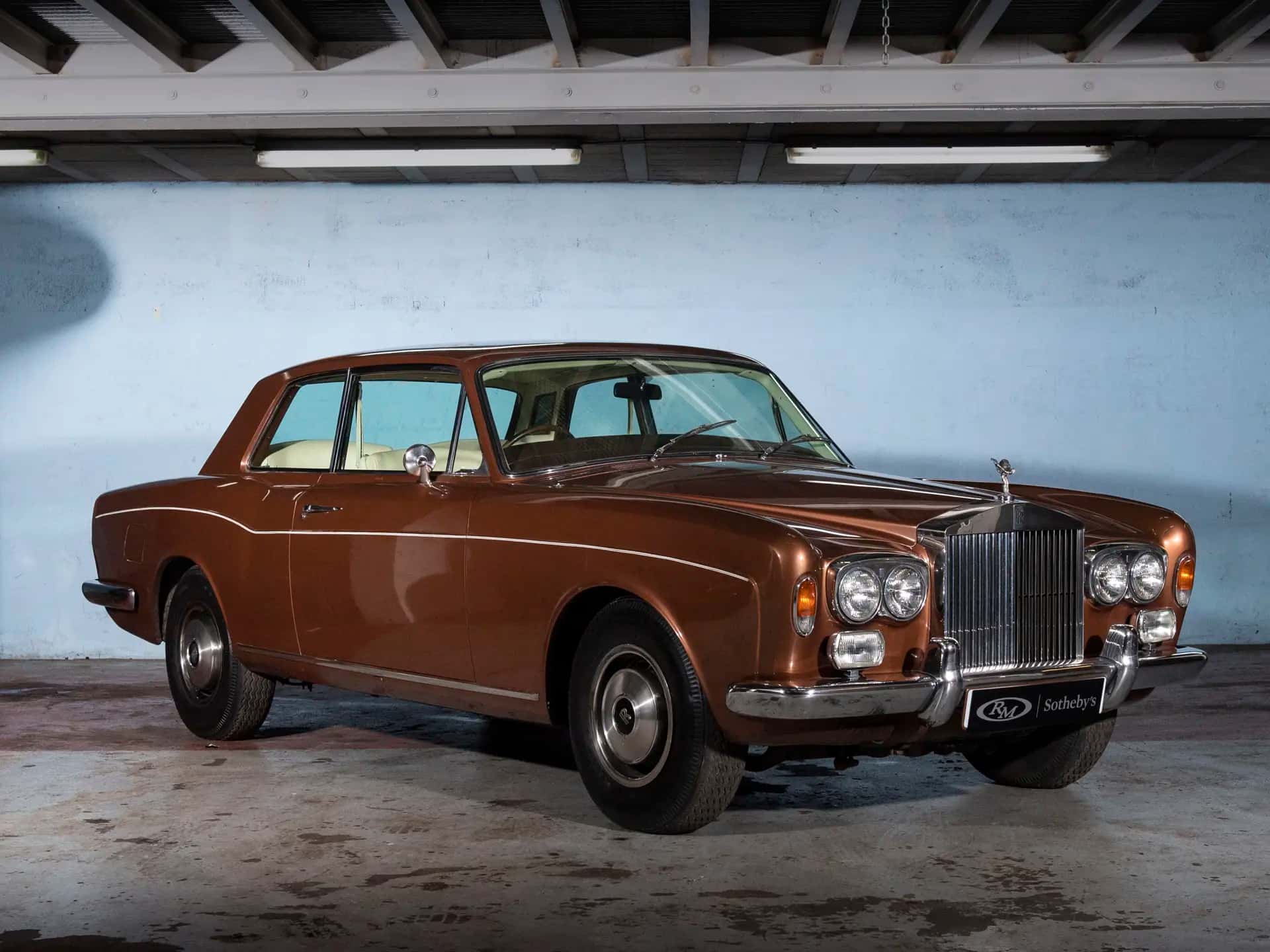 1973 Rolls-Royce Corniche Coupé sold for €28,750