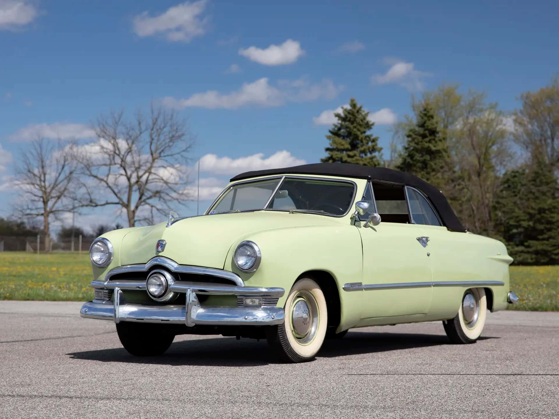 1950 Ford V-8 Custom DeLuxe Convertible sold for $19,800