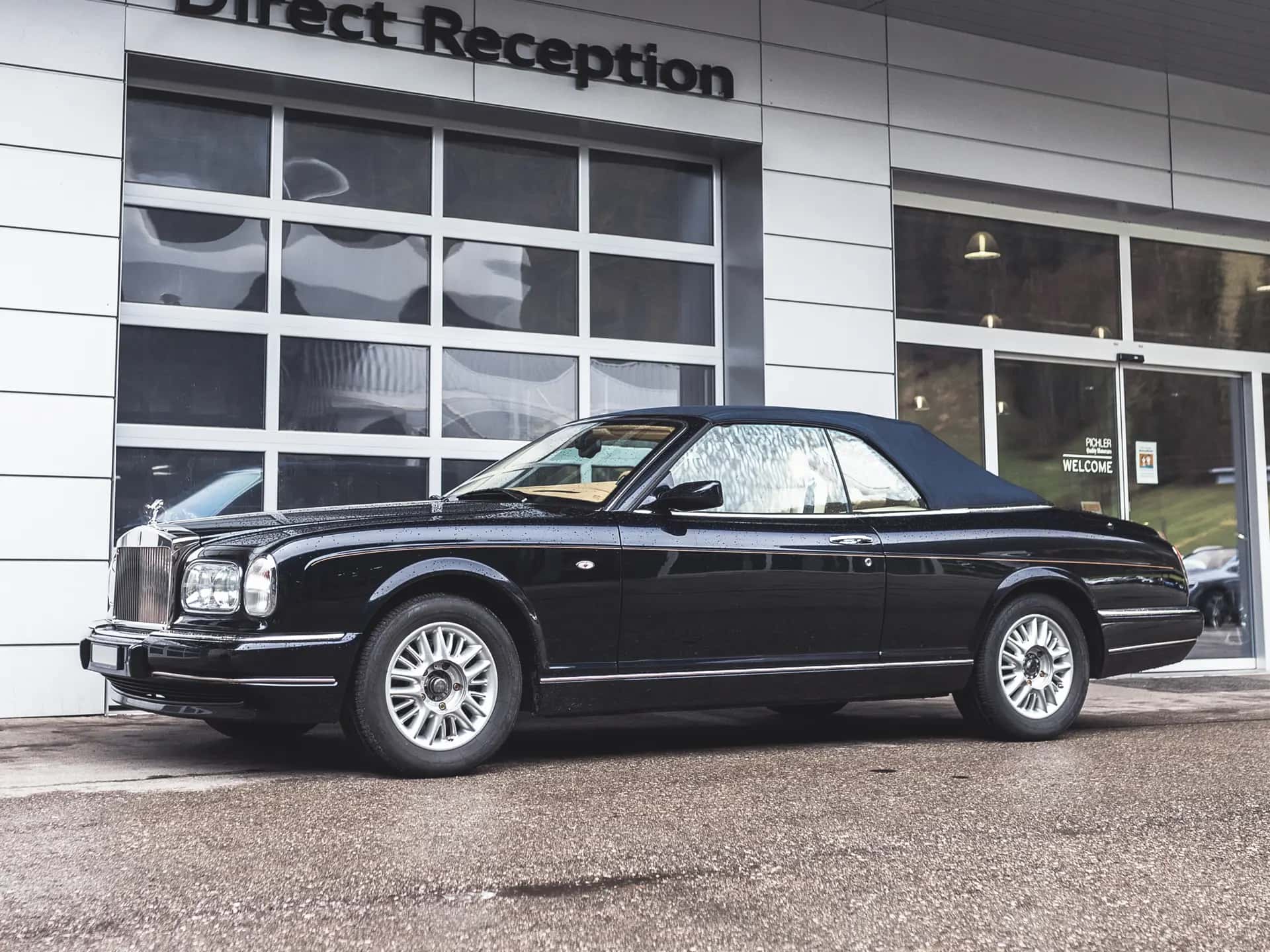 2001 Rolls-Royce Corniche sold for $0